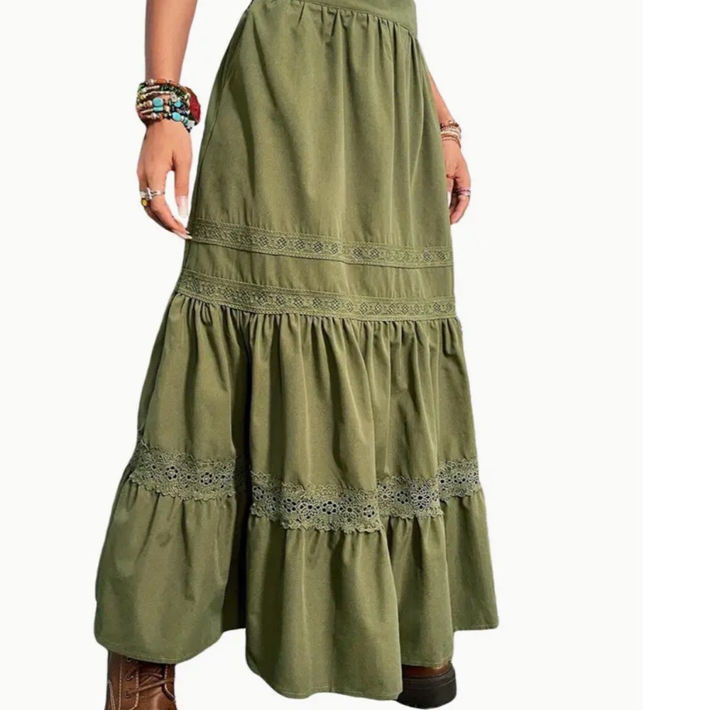 Green Tiered Maxi Skirt for Casual Wear